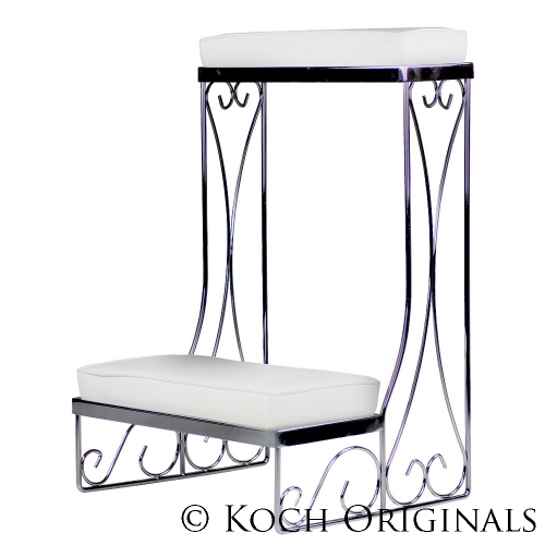 Rental store for kneeling bench pair in STOREAREA2